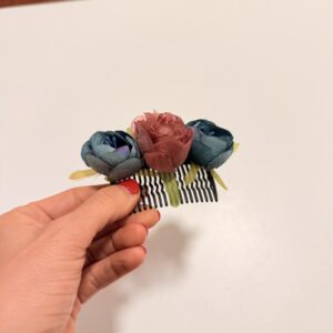 Peineta con flores