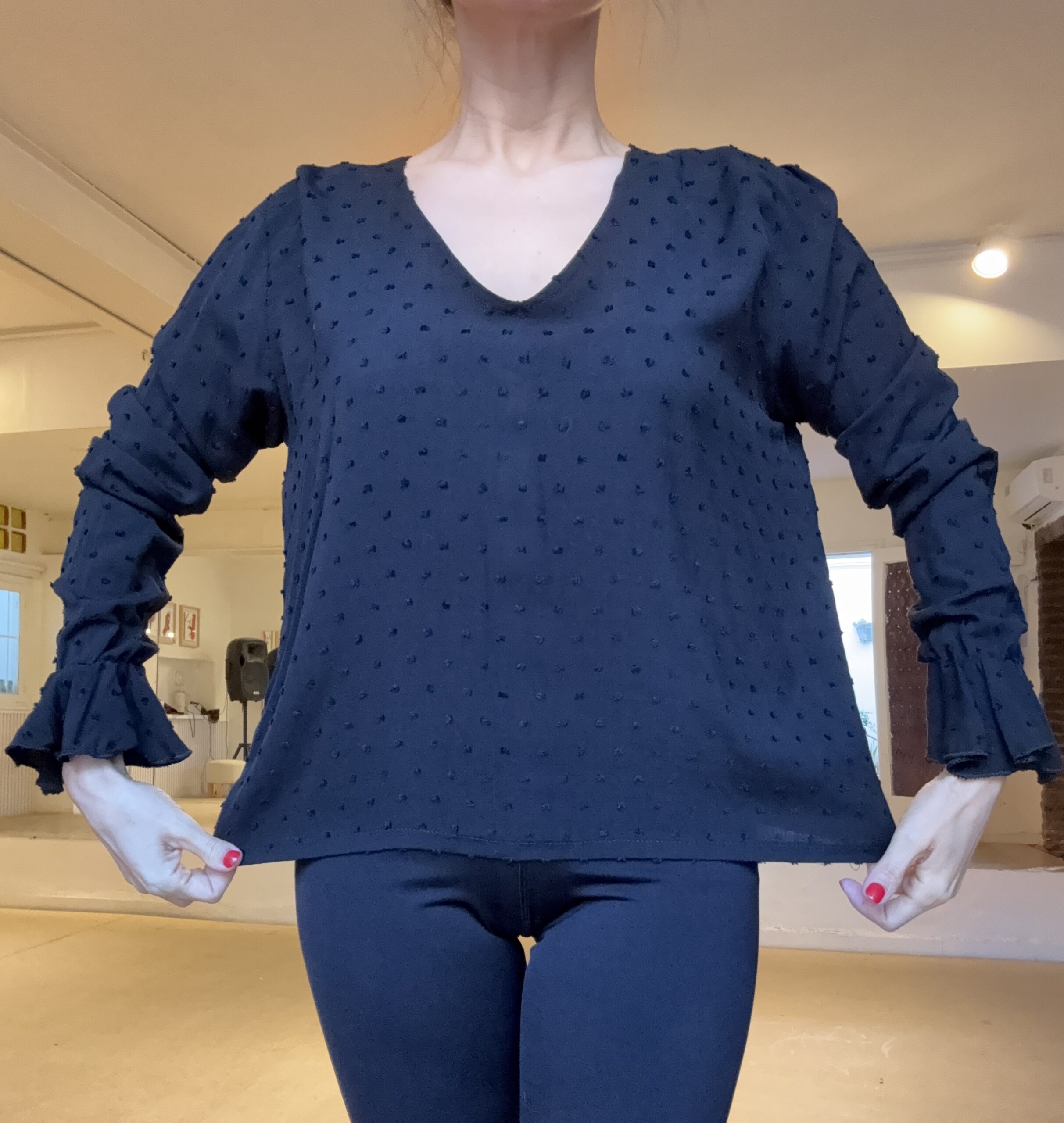 Blusa Negra- T.S - Imagen 2