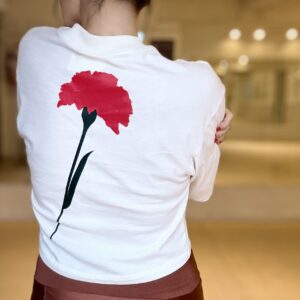 Remera El Clavel- Crudo/ T.1