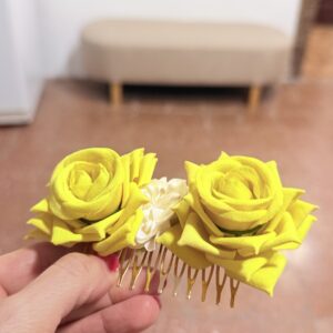 Peineta con flores